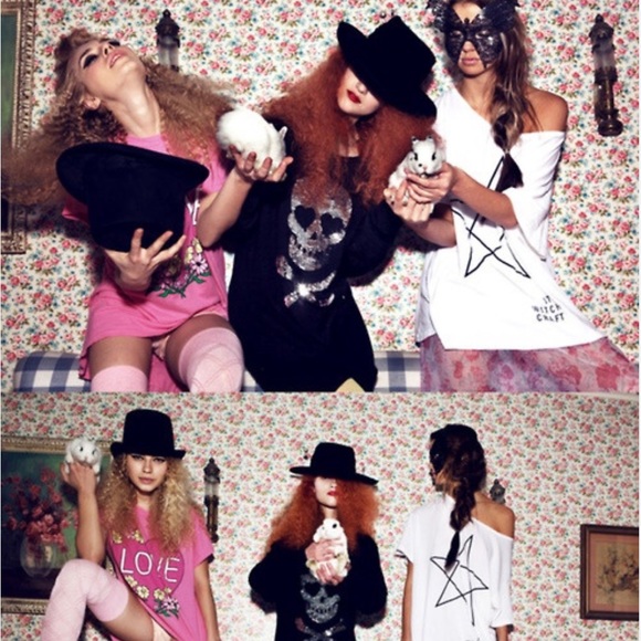 Wildfox Black & Silver Sequin Love Skull Halloween Relaxed Knit Sweater - Picture 3 of 10